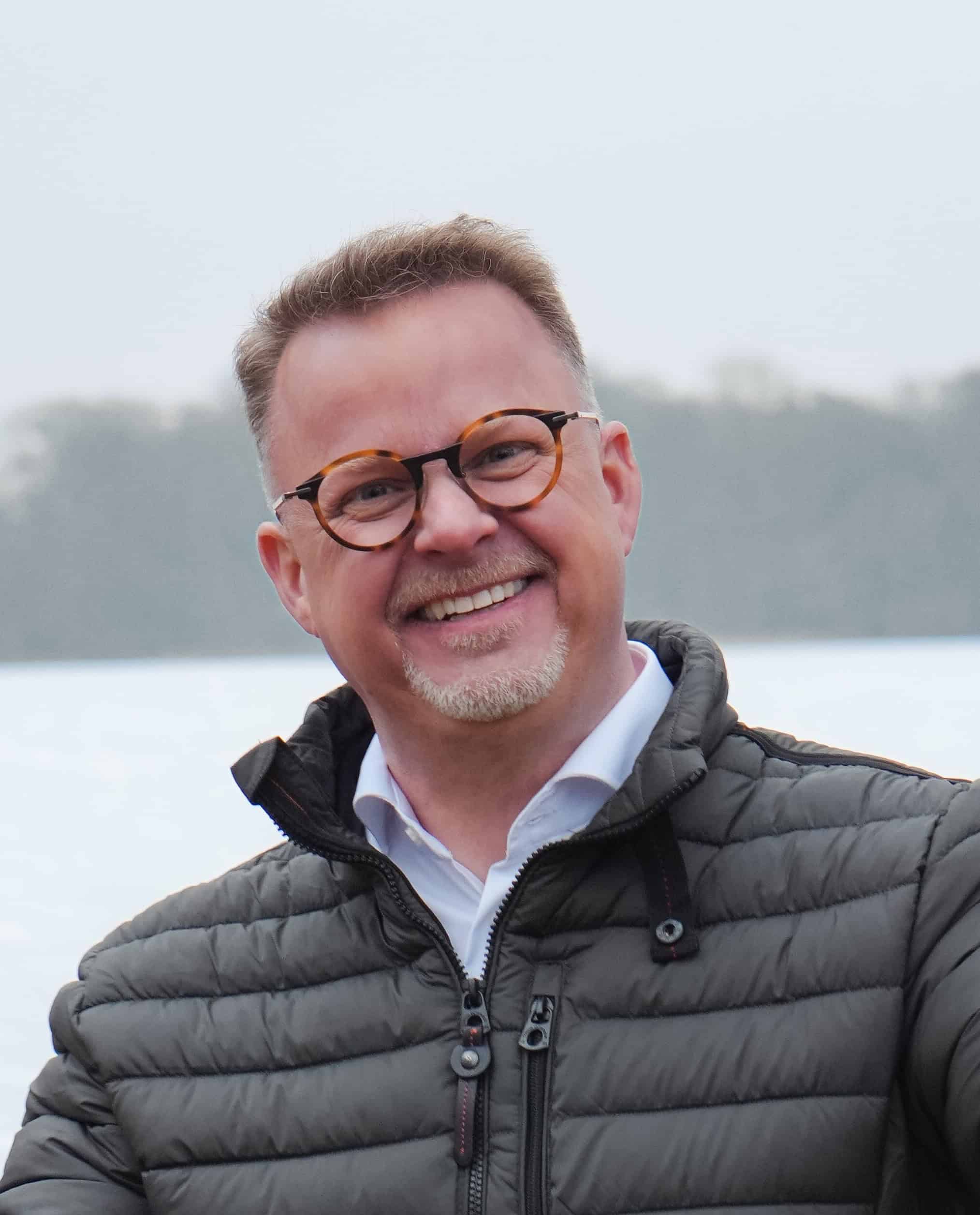 Billede af smilende Thomas